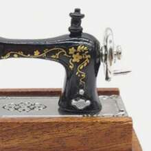 Retro Style 1:12 Miniature Sewing Machine, Children's Furniture Accessory, Nostalgic Small Props Decoration Item - Black - View 1