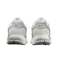 Nike Zoom Vomero 5 男士跑步鞋，时尚百搭的休闲运动鞋 - 白銀灰 - 查看 5