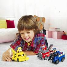 Spin Master 汪汪队救援车 - 10个角色+卡车套装 - 礼盒装，适合3岁以上儿童，官方授权 - 消防車 + MarshaII - 查看 8