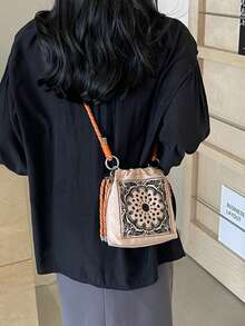 可爱刺绣帆布水桶单肩斜挎包，防水尼龙时尚手提包，腰果花刺绣，可拆卸肩带 - 彩色 - 查看 4