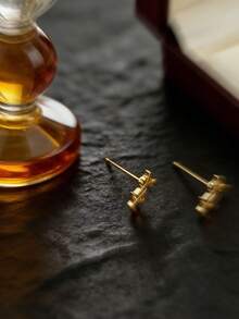 2 pièces Boucles d'oreilles vintage françaises en forme de lettre Y, design de strass étincelant, boucles d'oreilles de luxe minimalistes, accessoire de bureau élégant - Boucles d'oreilles lettre Y - Voir 4