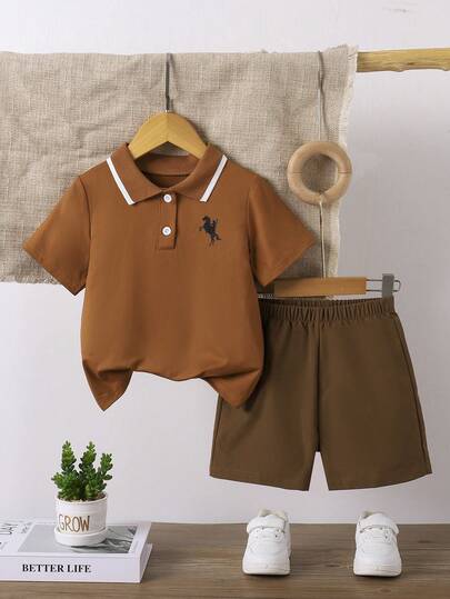 2pcs/Set Young Boy Casual Outdoor Gift Comfortable Cute Black Mercedes-Benz Horse Print Polo Collar Brown Short Sleeve Top And Dark Brown Shorts Set, Suitable For Summer