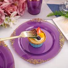 50-Piece Purple And Gold Rimmed Patterned Plastic Tableware Set – Disposable Cutlery Including 10 Pieces Of 10.25-Inch Dinner Plates, 10 Pieces Of 7.5-Inch Dessert Plates, 10 Dinner Knives, 10 Dinner Forks And 10 Dinner Spoons, Ideal For Parties, Weddings, Valentine's Day, New Year And Other Occasions - 紫色 - 查看 3