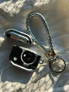 1个复古相机造型防震耳机盒+挂绳蓝牙耳机充电盒，兼容苹果第一代/第二代/第三代/Pro/Pro第二代，创意设计