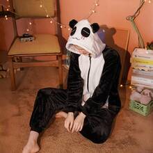 Pijamas de dibujos animados para adultos, ropa de dormir   Pijamas completas calientitas  unisex mujer y hombre pijama en parejas disfraz anime cosplay Costumes stichtch, pijamas de franela  para dama ropa de cartoon anime invierno mamelucos mameluco de dinosaurio   mono de gato y Panda, monos de animales, disfraces de Halloween y Chiristmas  ropa para el hogar regalo dormir , recuerdo adulto mameluco de chimuelo pijama caballer - Blanco - Ver 8