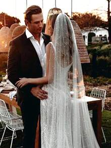 1 件带珍珠的新娘面纱，婚礼派对摄影道具，适合婚礼仪式或登记处头饰，带发梳，女士秋季服装