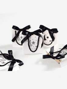 10个中秋节简约黑白小手提袋，配黑色蝴蝶结，商务礼品包装袋 - 彩色 - 查看 1