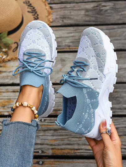 女士春夏新款休闲运动鞋，多色拼接设计，百搭休闲运动鞋，适合户外休闲和运动，妈妈鞋，送给女性的绝佳礼物