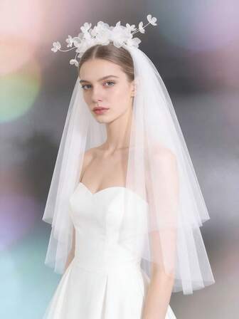 1pc Lightweight Long White Wedding Veil, Decorated With Pearl Strings, Floral Accent On Top, Simple Yet Elegant Design With Ethereal And Graceful Aesthetic, Layered Pearl Embellishment