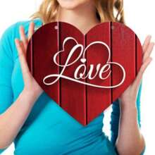 2/1 szt. walentynkowy talerz wiszący w kształcie serca z drewna z wstążką na drzwi, dekoracja ścienna do domu i kuchni, trwała dekoracja ścienna do domu, kawiarni, kawiarni, prezent na walentynki - Wielokolorowe - Zobacz 4