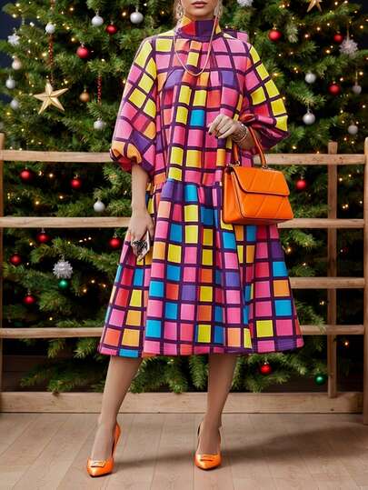 1件加大码女式无袖双色格子连衣裙，时尚斜领纯色腰部A字连衣裙，适合婚礼、约会、度假等场合。