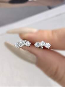 一对优雅的三钻莫桑石结婚订婚耳钉，925纯银，浪漫女士耳环，圣诞节、舞会和约会的女士珠宝礼物 - 三鑽莫桑耳環 - 查看 3