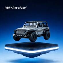 1:36比例四门可开启敞篷合金越野车模型展示品。——小巧精致。——是馈赠亲友或摆放在桌面上的完美之选。