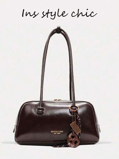 1个纯色亮面PU皮革保龄球包，女士时尚大容量，双提手，拉链封口，适合日常及户外使用（含吊坠）