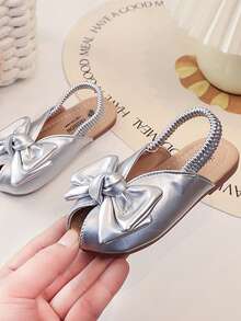 Sweet Bow Tie Kids Peep-Toe Slippers, Girls Elastic Band Soft Bottom Sandals, Fashionable Princess Style Baby Casual Shoes - Silver - View 6