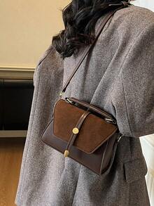 新款秋冬系列女士手提包，采用麂皮拼接设计；高品质简约单肩包，饰以金属扣环，咖啡棕色，搭配可调节肩带，打造全新都市通勤风格。 - 咖啡棕 - 查看 2