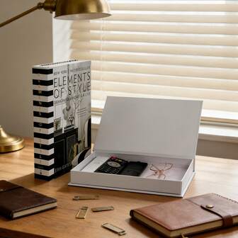 2件套家居装饰仿古书，带隐藏式储物盒 - 翻盖式装饰书，适用于咖啡桌、书架或壁炉架，可用于存放照片、纪念品和遥控器等。