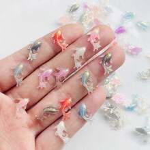 100个全新12*15mm可爱闪亮卡通金鱼树脂工艺品，平底装饰，珠宝制作，发饰 - 紅色 - 查看 3