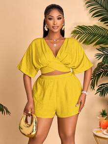 Blazique Plus Size Women V-Neck Ruched Asymmetric Hem Short Sleeve Top And Cropped Fashionable Date Outfit Set Elegant Summer - Ginger - View 4