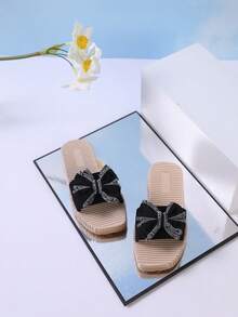 1 Pair Girls' Bow Tie Lace-Up, Suede Texture, Non-Slip, Open Toe, Single Strap Flat Sandals, Simple & Sweet Style, Suitable For Community Walks And Family Outings - Black - View 1