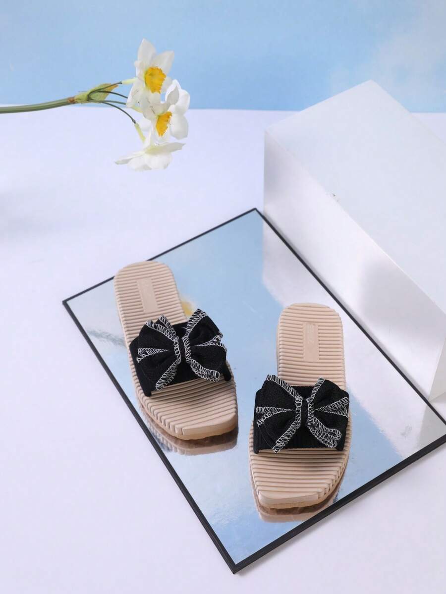 1 Pair Girls' Bow Tie Lace-Up, Suede Texture, Non-Slip, Open Toe, Single Strap Flat Sandals, Simple & Sweet Style, Suitable For Community Walks And Family Outings - Black - View 1