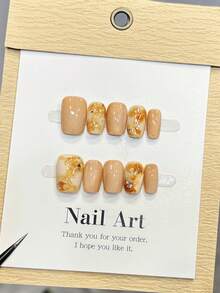 10 unhas postiças quadradas feitas à mão, tamanho médio, em tons de laranja suave, com efeito olho de gato chamativo, efeito degradê com folha de ouro e glitter irregular. Unhas simples, elegantes e luxuosas para o outono. Unhas postiças minimalistas e estéticas para a estação. Versáteis, ideais para festas, uso diário e encontros. Perfeitas para o trabalho, reutilizáveis e como presente para mulheres e meninas. Suprimentos para unhas. - Laranja - Ver 2
