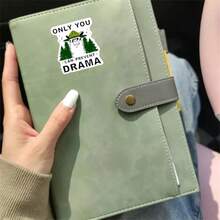 1张3英寸可移除户外防水乙烯基耐用创意礼品贴纸 - 可爱的羊驼护林员帽子设计，配以有趣的“只有你能阻止麻烦”语录，时尚贴纸，美观贴花，适用于笔记本电脑、平板电脑、手机壳、日记本、笔记本 - 3吋 - 查看 5