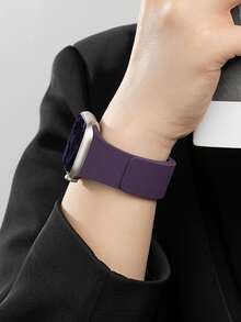 1条紫色荔枝纹理硅胶磁吸表带，适用于 42mm、38mm、40mm、41mm、44mm、45mm、46mm、49mm，以及Ultra2、Ultra SE2、SE 11、10、9、8、7、6、5、4、3、2、1系列。男女通用智能手表配件，可用作替换表带或新年/情人节礼物。 - 紫色 - 查看 8