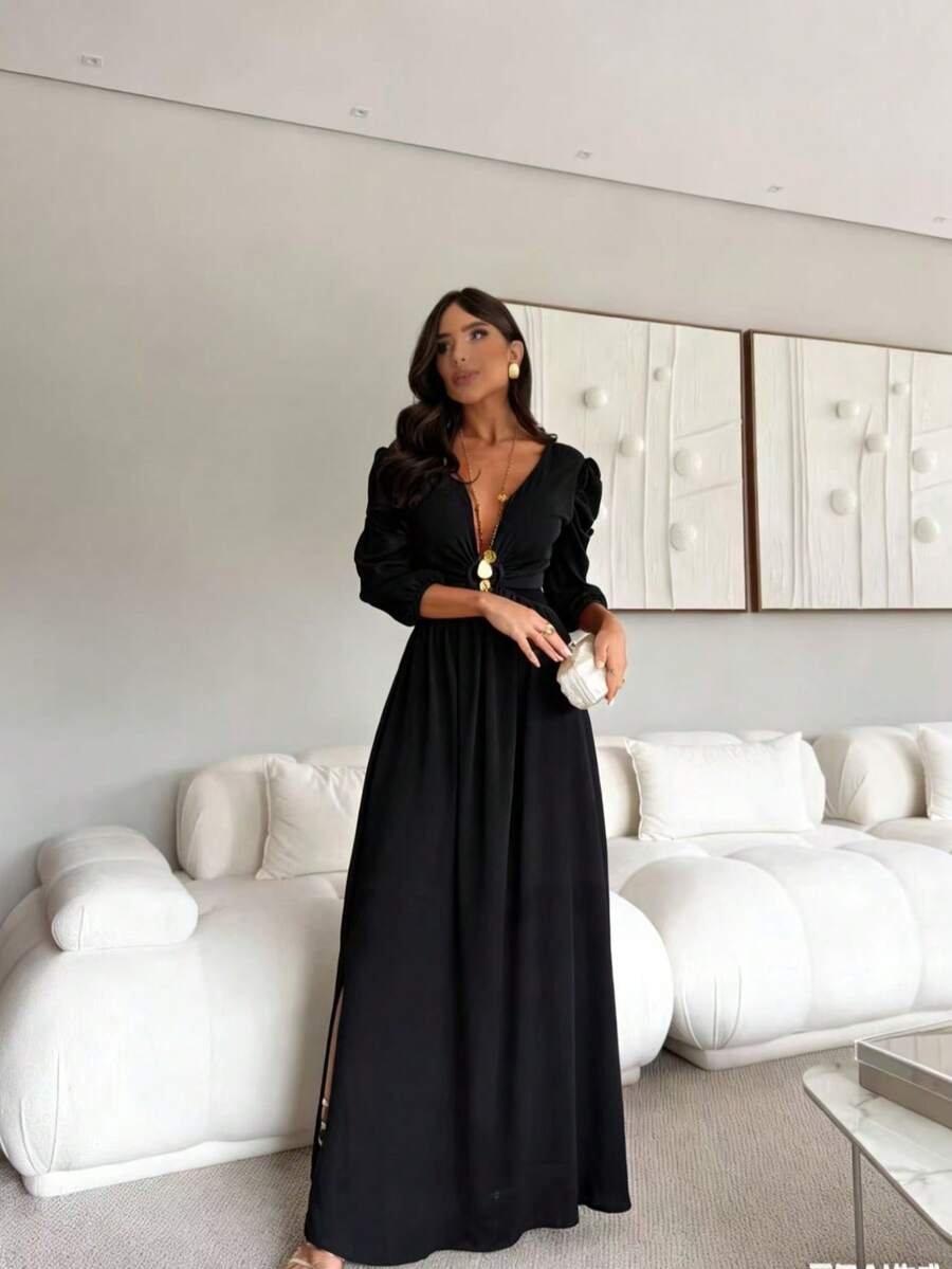 Women's Chiffon Dress With A V-Neck, Lining, Rings, And Cords At The Back. - 黑色 - 查看 1