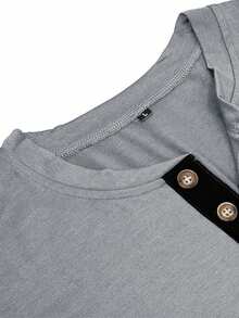 男士休闲运动风撞色领轻薄长袖Polo衫，可单穿或叠穿，轻松打造日常休闲造型 - 淺灰色 - 查看 5