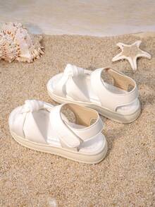 1 双儿童时尚蝴蝶结装饰凉鞋 | 轻便防滑平底露趾日常及海滩鞋，适合女孩夏季穿着 - 白色 - 查看 6