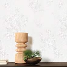 1卷加厚白色玫瑰印花可剥离自粘壁纸，防潮防水防污耐磨，非常适合卧室、宿舍、酒店、电视背景墙装修装饰。背面带胶，可轻松移除不留残胶，易于安装。尺寸：45厘米*500/300/100厘米 - 白色 - 查看 7