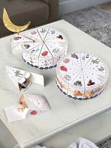 10个装斋月三角礼盒，带丝带，星月图案设计，派对礼品包装盒，适用于斋月装饰、派对礼品、节日派对、生日和庆祝活动 - 彩色 - 查看 4