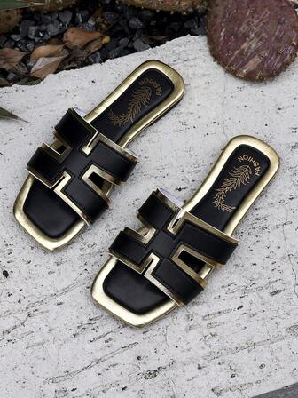 Nuevas sandalias casuales de verano para mujer, de diseño de punta cuadrada plana, de alta calidad, de slip-on, para uso en exteriores, vacaciones y estilo de moda callejera en la playa