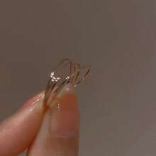 Juego de 5 anillos de banda delgada y delicada - Joyería apilable minimalista y única de lujo para mujeres - Dorado - Ver 5