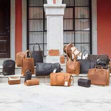 CYPNYAYAS Neceser con Gancho - Neceser Hombre - Neceser Mujer - Cosmetiquera de Viaje - Sobaquera Hombre - Versátil y Duradero - 100% Piel - Hecho en México ShedronFashion - Shedron - Ver 7