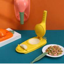 A Convenient Dumpling Maker - A Small Kitchen Tool That Helps Slouchy People Manually Roll Out Dumpling Wrappers. A Mold Designed Specifically For Rolling Out Dumpling Wrappers, An Essential Tool For Homemade Dumplings.