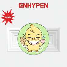 ENHYPE/N 韩国男团卡通毛绒玩偶胸针徽章 55mm，可挂在背包上，粉丝周边，日常佩戴，收藏展示装饰，礼物 - 彩色 - 查看 18