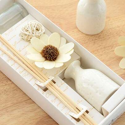 9pcs/Set Flameless Home Fragrance Set (1 Bottle Fragrance Oil + 1 Ceramic Bottle + 5 Rattan Fragrance Sticks + 1 Rattan Ball + Dried Flowers), Long-Lasting Scent, Suitable For Bedroom, Study, Bathroom And Living Room. Great Gift For Birthday, Christmas And New Year.