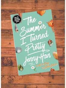 The Summer I Turned Pretty YA Romance Book, Beach Coming-Of-Age Love Story Of First Love, Heartbreak & Growth, Hit Series Novel Fans Will Love, Young Adult Fiction For Teens & Adult Readers, Great Gift Idea (Hardcover) - 精裝 - 查看 1