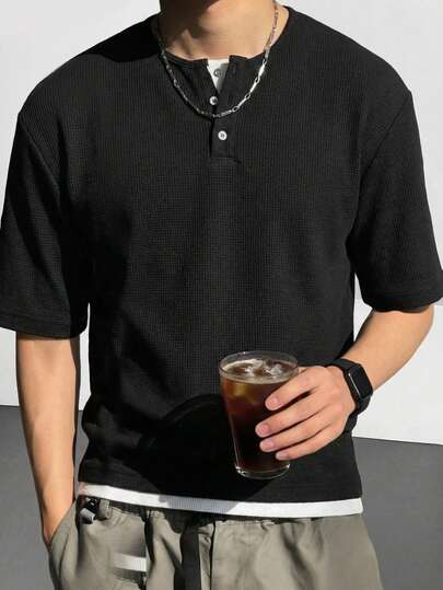 1pc Men's Black Crew Neck 2 In 1 Short Sleeve T-Shirt, Henry Collar, Ribbed Knit, High Elasticity, Durable, Machine/Dry Washable, Vintage Casual Minimalist Comfortable Short Sleeve T-Shirt, Suitable For Daily Gatherings And Outings