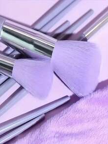 33件套化妆刷套装（含束口收纳袋），包括粉扑、化妆海绵、腮红刷、粉底刷、眼影刷、轮廓刷、眼影刷、软毛刷、腮红刷，专业化妆刷套装