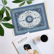 وسادة فأر صغيرة مضفرة بنمط السجاد الرجعي، وسادة فأر للكمبيوتر المحمول والكوب مع شرابات، ديكور مكتبي منزلي، وسادة كوب، زخرفة دمية، وسادة طاولة منزلية/مكتبية، قاعدة كوب