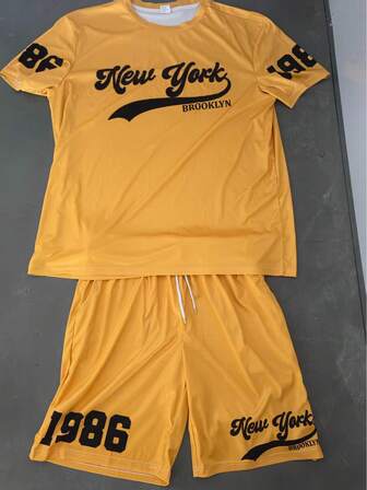 2 件套男士短袖 T 恤和短裤夏季服装，印花圆领上衣和运动风格短裤