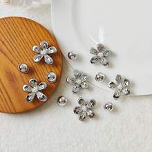 12个时尚百搭珍珠花朵吊坠，圆形珠子装饰纽扣，适用于木屐、EVA凉鞋、拖鞋，可拆卸亚克力鞋饰，女孩配饰，圣诞节假日礼物 - 銀色 - 查看 5