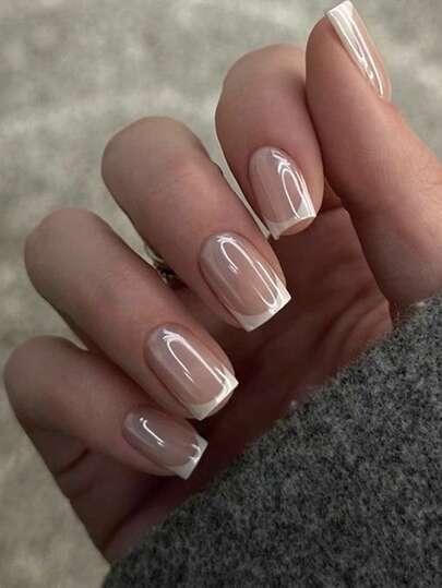 24pcs Vintage Minimalist Elegant Daily Classic Simplistic Modern Nordic Style Aurora White French Medium Square Press-On Artificial Nails Set, Suitable For Minimalist Girls And Ladies For Everyday Use And Shopping Nail Supplies