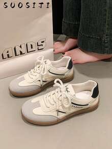 Women's Flat Casual Sneakers, Lightweight And Comfortable - Red and White - View 2