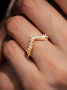 1pc Exquisite V-Shaped Crown Moissanite Engagement Ring, S925 Sterling Silver Luxury Wedding Ring, Proposal Ring, Anniversary Ring, Women's Jewelry Gift, Christmas Gift - V-shaped Diamond Moissanite Ring - View 4