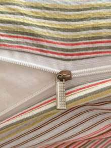 Pink Striped Pattern 4-Piece Bedding Set (1 Duvet Cover, 1 Flat Sheet, 2 Pillowcases), Minimalist Style Without Filling, Soft & Comfortable Bedroom Bedding Set, Suitable For Bedroom, Dorm, Home, Multiple Sizes Available, All Season