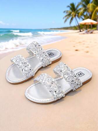 Nya vår- och sommarsandaler med dubbla rader och strass för flickor, trendiga och öppna